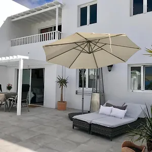 https://romatic-casa-blanca.in-canary-islands.com